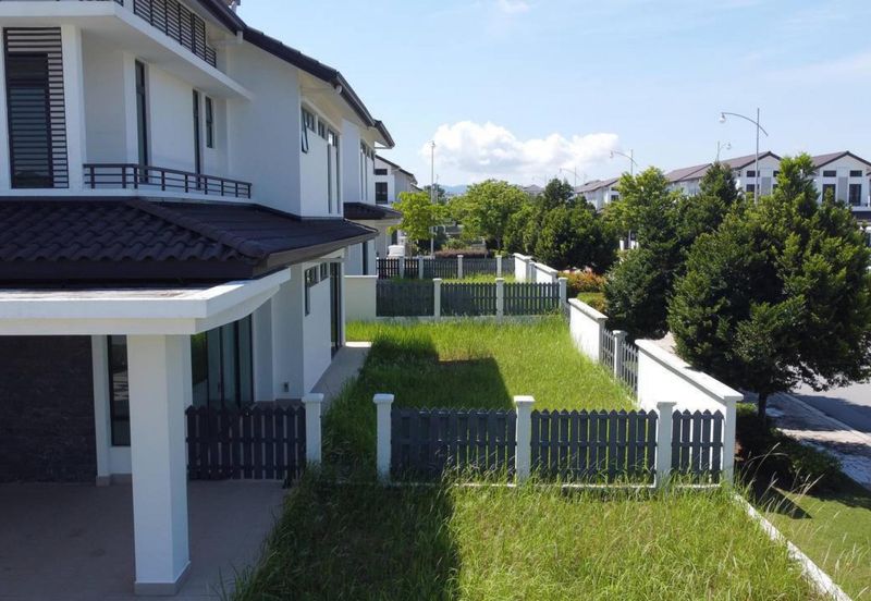 Tenderfields @ Eco Majestic