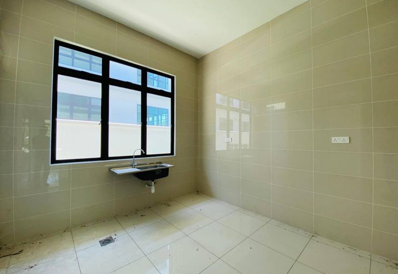 Tenderfields @ Eco Majestic