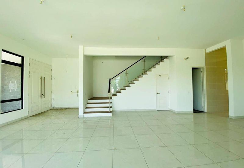 Tenderfields @ Eco Majestic