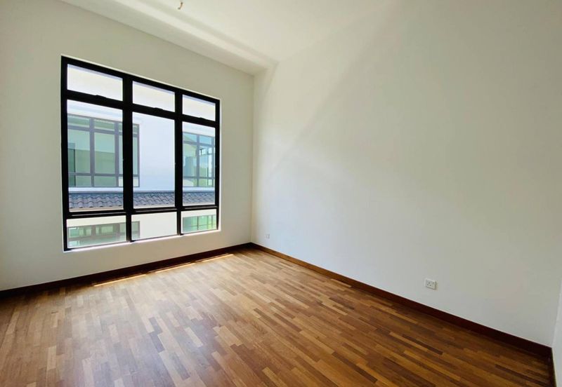 Tenderfields @ Eco Majestic