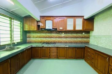 Taman Pinggiran Batu Caves