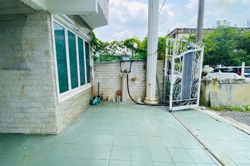 Taman Pinggiran Batu Caves