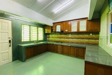 Taman Pinggiran Batu Caves