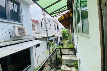 Taman Pinggiran Batu Caves