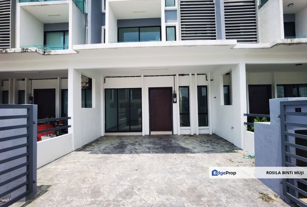 [ NEW UNIT ] Teres 3 tingkat Taman Bangi Vista, Bangi , Selangor, Bangi