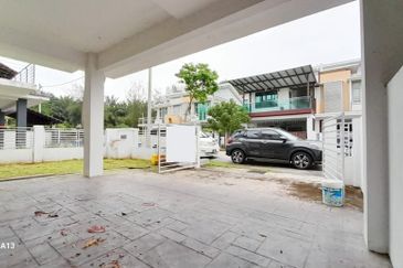 Jalan SP 10 @ Bandar Saujana Putra