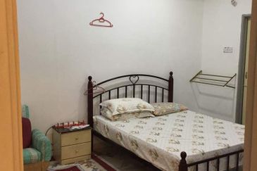 Jalan Suasana, Bandar Tun Hussein Onn