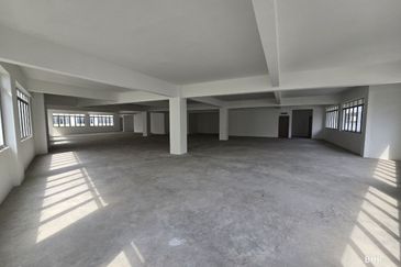 [ CORNER LOT ] 4 Sty Shop Office Jalan Diplomatik 1 Presint 15, Putrajaya