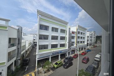 [ CORNER LOT ] 4 Sty Shop Office Jalan Diplomatik 1 Presint 15, Putrajaya