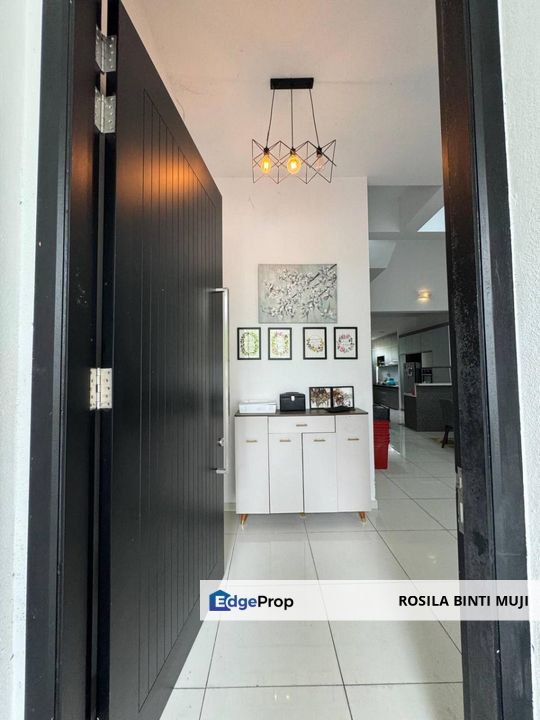 [ RENOVATED! FACING OPEN ] 3 Storey Terrace Emerald Alam Impian Shah Alam , Selangor, Shah Alam