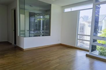 Duta Villa, Presint 14