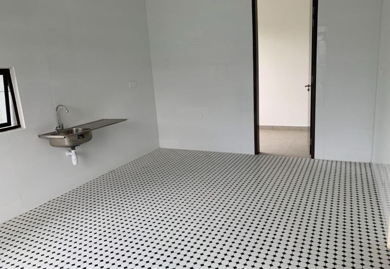 [ GOOD LOCATION ] Classic Design End Lot 3 Storey Terrace Sharing Roof Phase 1 The Mulia Residence Cyberjaya 