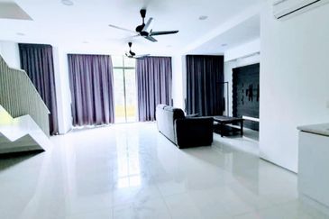 Mirage By The Lake @ Perdana Lakeview West