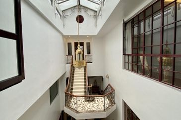 [ LUXURY RENO ] 3 Storey Bungalow Saujana Lakeview Golf Resort Ara Damansara Shah Alam 