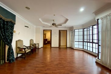 [ LUXURY RENO ] 3 Storey Bungalow Saujana Lakeview Golf Resort Ara Damansara Shah Alam 