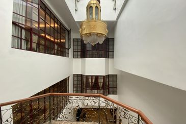 [ LUXURY RENO ] 3 Storey Bungalow Saujana Lakeview Golf Resort Ara Damansara Shah Alam 