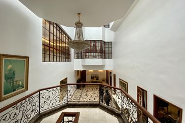 [ LUXURY RENO ] 3 Storey Bungalow Saujana Lakeview Golf Resort Ara Damansara Shah Alam 