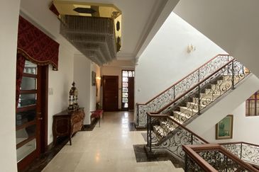 [ LUXURY RENO ] 3 Storey Bungalow Saujana Lakeview Golf Resort Ara Damansara Shah Alam 