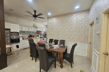 Jalan Seri Putra 4/5