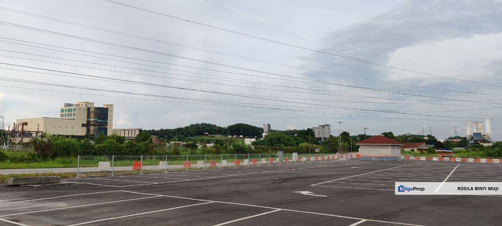 [ lIMITED UNIT ] 3 Sty Factory With Lift @ Pulau Meranti, Puachong , Selangor, Puchong South