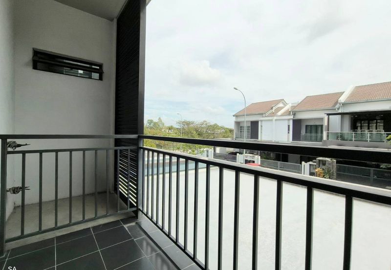 Laman Delfina @ Nilai Impian