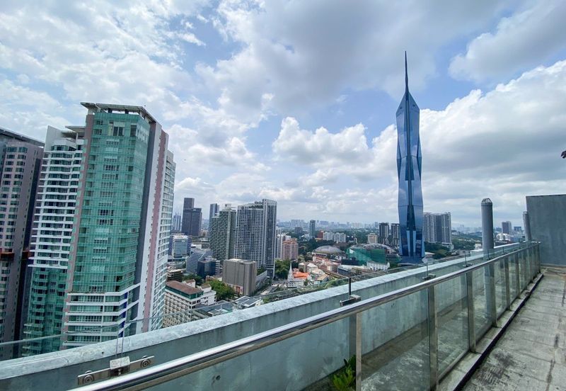 Suasana Bukit Ceylon