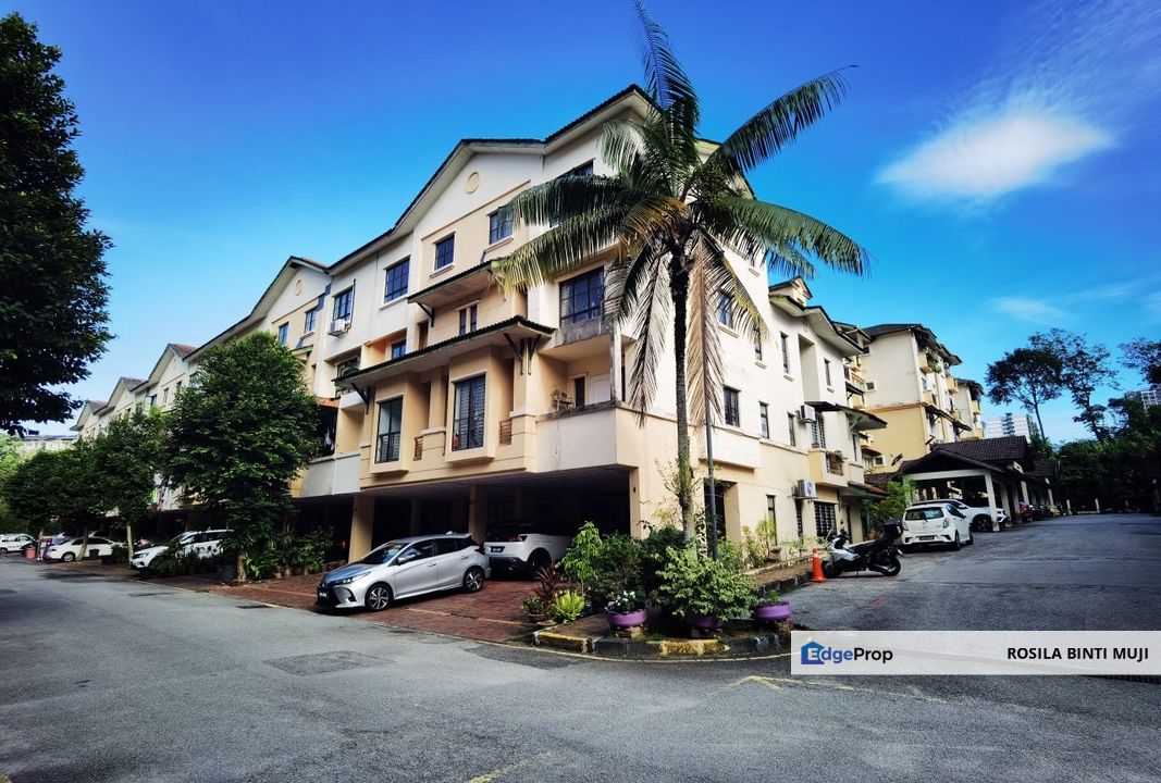 Prima Court Taman Melawati  3.5 Storey Townhouse Upper Unit, Kuala Lumpur, Taman Melawati