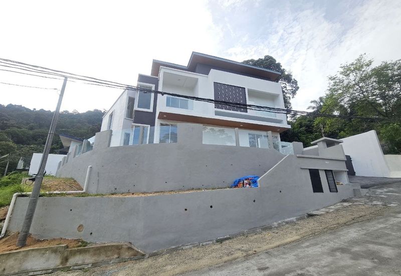 Kampung Bukit Sungai Putih Ampang 2 Storey Bungalow House Brand New 