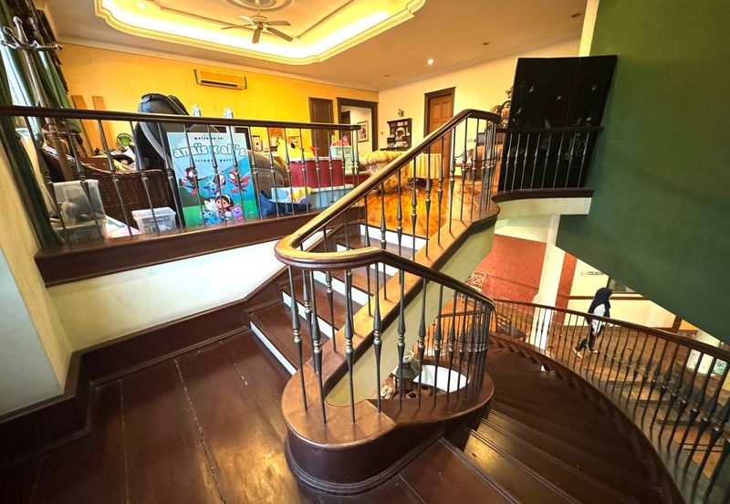 Saujana Resorts U2 Shah Alam 2 Storey Bungalow Lakeview For Sale 