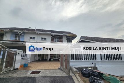 [ FULLY RENOVATED ] Double Storey Semi D Laman 2 @ Bandar Seri Putra Bangi , Selangor, Bangi