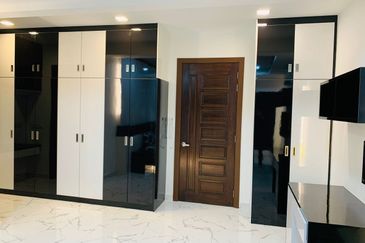 [ FULLY RENOVATED ] 3 Storey Taman Desiran Bayu Setapak Jaya KL 