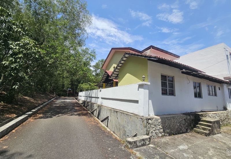 Seksyen 6 @ Bandar Bukit Mahkota