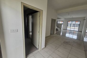 Casira 3 @ Bandar Bukit Raja