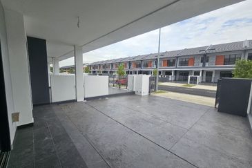 Casira 3 @ Bandar Bukit Raja