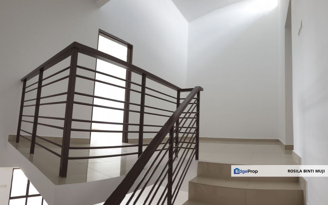 [ FREEHOLD ] 2Sty House Taman Saujana Sekata Sg Merab, Selangor, Dengkil