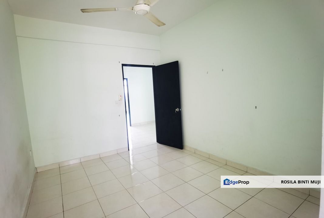 [ FREEHOLD OPEN ] 3 Storey Bangi Avenue Seksyen 7 , Selangor, Bangi