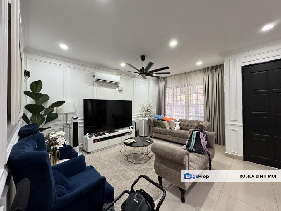 [ RENOVATED ] 2 Storey Semi-D Cluster D'Kayangan, Seksyen 13, Shah Alam , Selangor, Shah Alam