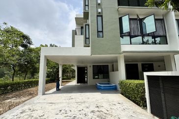 Cahaya SPK, Seksyen U9