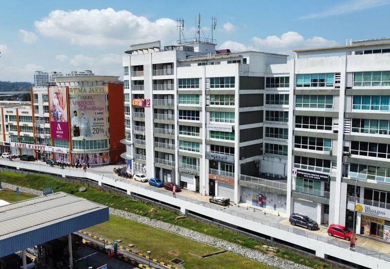 Ostia Bangi Business Avenue