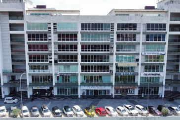 Ostia Bangi Business Avenue