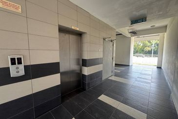 Ostia Bangi Business Avenue