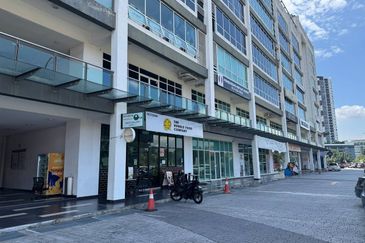 Ostia Bangi Business Avenue