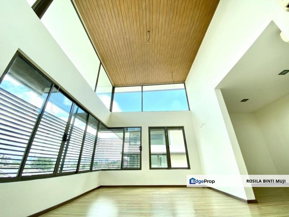 LARGE LAND AREA Semi-D 2Sty at Taman Bukit Kuchai, Puchong, Bandar Kinrara, Selangor, Bandar Kinrara Puchong