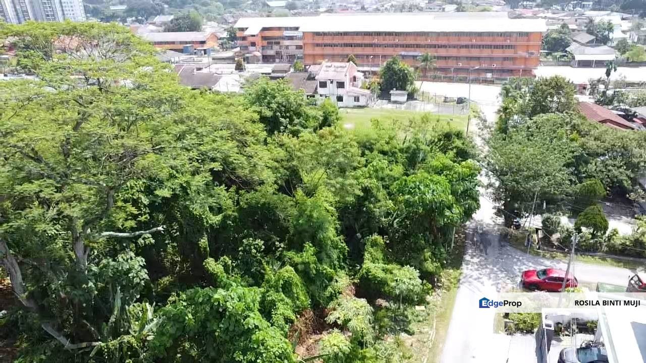Individual Title Tanah Lot Bungalow di Taman Datuk Ahmad Razali Ampang, Selangor, Ampang