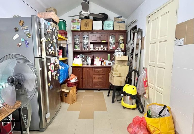 Seksyen 6 @ Bandar Bukit Mahkota