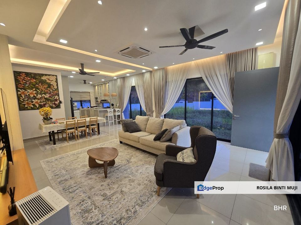 [ CORNER LOT ] Superlink House Residensi Lambaian 2 Bangi, Selangor, Bangi