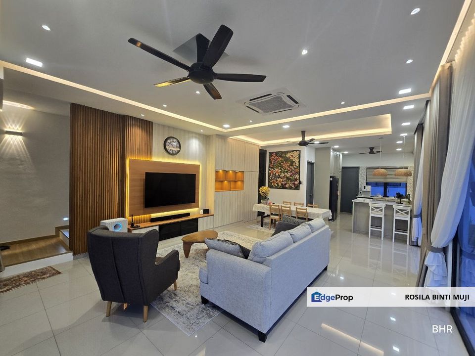 [ CORNER LOT ] Superlink House Residensi Lambaian 2 Bangi, Selangor, Bangi