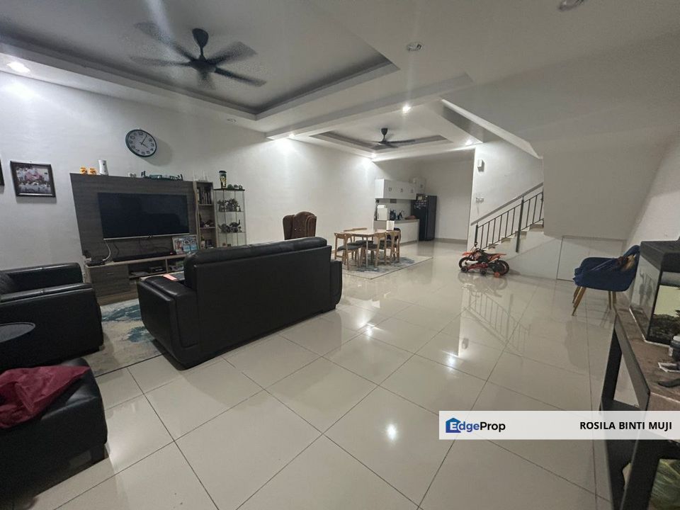 [ FREEHOLD ] Double Storey Taman Jenderam Prima Dengkil  ⁠, Selangor, Dengkil