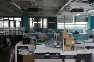 First Subang (SS 15 Courtyard), Subang Jaya