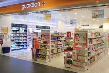 First Subang (SS 15 Courtyard), Subang Jaya